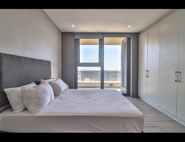 1 BEDROOM APARTMENT FOR SALE IN UMHLANGA RIDGE